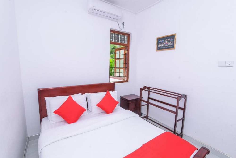 Red Star Kandyan Image 10