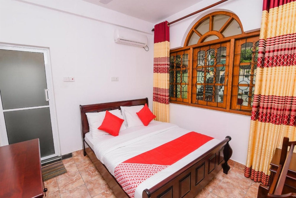 Red Star Kandyan Main image