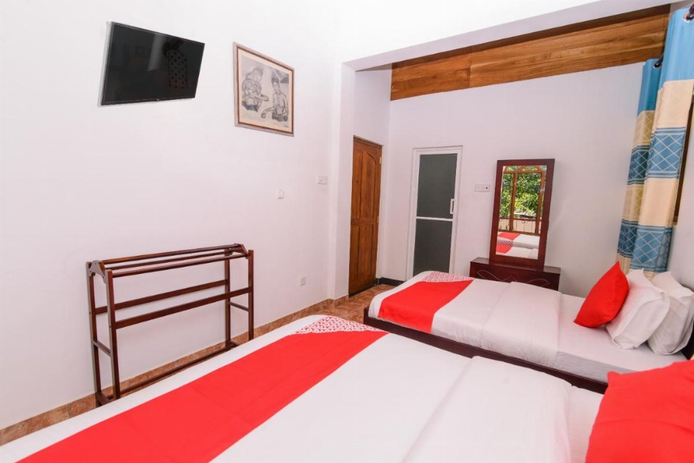 Red Star Kandyan Image 6
